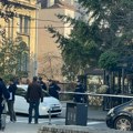 Prve slike sa mesta pucnjave na Vračaru: Ceo kraj blokiran, vlasnik kafića izrešetan po nogama!