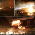 (Foto) Gori Tirana: Demonstranti pokušali da zapale kabinet Edija Rame, bacani molotovljevi kokteli, mnogo povređenih