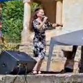 Prvi nastup nakon smrti supruga Andrije Bajića: Mala Cana pevala u Jalovik Izvoru