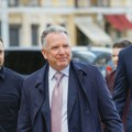 Trampovi izaslanici u Kijevu, Rusija i Ukrajina nastavile napade uprkos obećanju da neće dok su Amerikanci tu