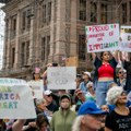 Protesti na američkom kapitolu zbog USAID-a, demonstranti se svađaju sa poslanicima demokrata