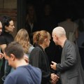 Nju niko nije očekivao! Glumica u crnini slomljena na sahrani Mihaila Vukobratovića (Foto)