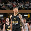 Da li će Partizan reagovati i konačno dovesti centra? Na tacni je i treba ga samo pokupiti...