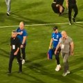 Incident u Humskoj! "Grobari" gađali Vladana Milojevića, gnusno je vređan! (video)