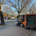 Grad Novi Sad plaća 12,5 miliona dinara za čišćenje ulica od žvakaćih guma