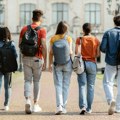 Odlaskom mladih region gubi 5,5 milijardi evra svake godine