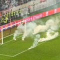Навијачи бакљама и петардама гађали играче, непријатне сцене у Француској после меча Звезда - Лил!