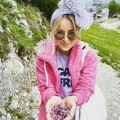 Pevačica patila zbog kraja sa kolegom, pa od novog dečka dobila na poklon kuću od 1.269 kvadrata: sve ovo ima