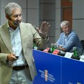 De Bleker: Počastvovan sam što ću raditi u Fudbalskom savezu Srbije