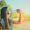 Doktorka objasnila kako telo reaguje na visoke temperature i kada treba biti posebno oprezan