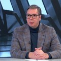 Vučić pred izbore najavio nove mere: Svim srednjoškolcima će biti isplaćeno po 10.000 dinara, a studentima preko…