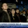 Sramno: Đilasovci vređaju srpske policajce (video)