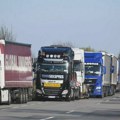 AMSS: Saobraćaj se odvija bez zastoja, duža čekanja kamiona na Batrovcima, Šidu, Bogojevu