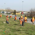 Radnici JKP „Čistoća“ počeli sa prolećnim uređenjem grada