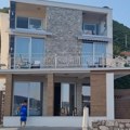 Naš folker u Crnoj Gori ima vilu od dva miliona evra, a sada želi svega da se odrekne: "Živeću na jahti, ješću luk i ono…