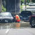 Rekordne padavine izazvale poplave u Torontu: Najmanje 14 osoba spaseno, 167.000 domaćinstava bez struje