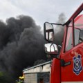 "Sad ćeš živa izgoreti, živu ću te zapaliti, demone!" Nenad iz Lazarevca babi i dedi spalio kuću, žena otkrila razlog…