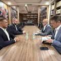 Održan sastanak delegacija SNS i Stranke pravde i pomirenja: Odlični odnosi puni razumevanja Srba i Bošnjaka od izuzetnog…