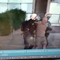 Neka se javi čovek sa slike koji je uhapšen u Džona Kenedija