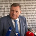 Dodik: Neću poštovati odluku, ostajem predsednik Republike Srpske