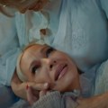 Nataša Bekvalac i njena majka Mira rone suze! Žene širom Srbije i regiona se ujedinile: ''Srce ste mi razbile'' (video)