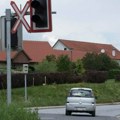 Vozači u šoku kad saznaju šta znači ovaj znak - a svakog dana prolaze pored njega