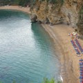 Državljanin Srbije se utopio na plaži Mogren II: Kupališta bila zatvorena, staza zaključana