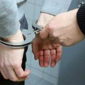Zrenjaninac uhapšen nakon sukoba pristalica SNS-a i građana u Novom Sadu