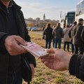 Plaćali građanima do 3.000 dinara za odlazak na miting SNS-a? Zrenjaninka tvrdi da je deo novca završavao u tuđem džepu! 3.000…