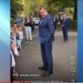 „Đe si lopove“: Dodik razgovarao sa decom, pa dobio hit pitanje VIDEO