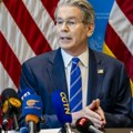 Besent: Očekujem da će trgovinski pregovori doneti neke regionalne sporazume