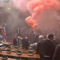 Mediji: Institucije glavno sredstvo za destabilizaciju Srbije