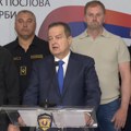 Dačić: Napadi na policiju ničim izazvani, javni red uspostavljen, privedne 23 osoba