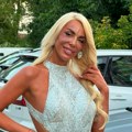 Bojana Lazić pokazala majku Sa njom uživa na letovanju: Doručak u bazenu, a tek da vidite voditeljku u bikiniju (foto)