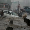 Sprema se katastrofa; Nižu se upozorenja: Uragan se približava