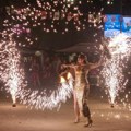 Ples s vatrom oduševio na Leskovačkom karnevalu