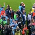 Dirljiva scena u Novom Pazaru: Adem Ljajić s ćerkicom u naručju vodio navijanje posle meča sa Zvezdom