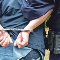 S pištoljem opljačkao kladionicu, pa se predomislio I vratio novac! Dvojica uhapšena u Beogradu zbog višestrukih krađa…
