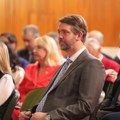 Nikola Dašić odgovora Res Publici: Voleo da osudite i maltretiranje žena na štandu gradskog odbora Srpske napredne stranke