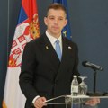 Đurić se zalaže za tužbe za klevetničke izmišljotine oko učestvovanja Vučića u napadima u Sarajevu