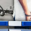 Гурнуо дечака са бицикле, па га покрао и изударао! Ухапшен мушкарац из Куле