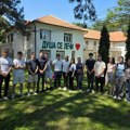 Maturanti IV-6 „Bore Stanković“ umesto poklona razrednoj novac donirali bolnici u Gornjoj Toponici