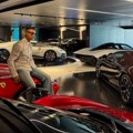 Ronaldo otvorio vrata garaže iz snova! Pokazao "igračke" koje obični smrtnici mogu samo da sanjaju - jedna košta kao čitav…