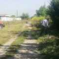 Čišćenje divlje deponije u naselju Slavka Zlatanovića za vikend