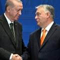 A od Orbana - konj! Lideri Turske i Mađarske razmenili bogate poklone: A tek da vidite Erdoganov