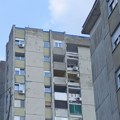 "Čulo se lupanje dok su pokušavali da razbiju staklo": "Blic" u zgradi u Novom Sadu sa koje je bračni par skočio u smrt…