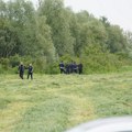 Ovde je nađen auto u kom je bio mrtav muškarac! Iz kanala kod Beograda izvučeno telo, porodica ga dugo tražila