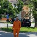 Mili izgleda kao da je pobegao iz zatvora,: a na sebi ima komplet od skoro 5.000 evra (video)