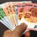 Prosječna neto plaća u travnju 1.439 eura