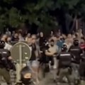 Sukobi u Užicu: Kordon žandarmerije zaustavio okupljene građane